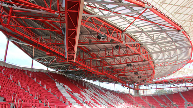 茄子短视频污专业音响为欧洲冠军联赛呐喊助威