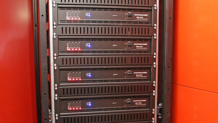 茄子短视频污专业音响为欧洲冠军联赛呐喊助威