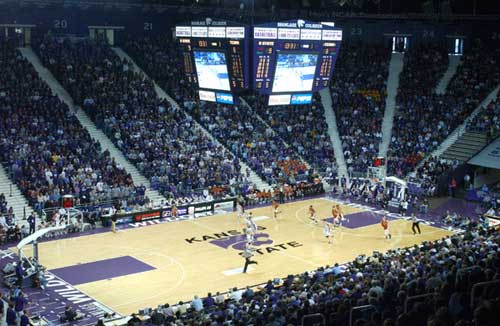 茄子短视频污体育场馆音响设备厂家