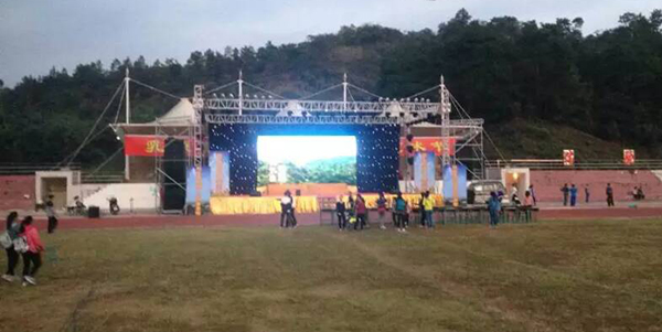 茄子短视频污音响灯光设备