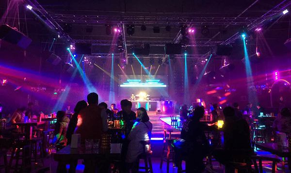 茄子短视频污酒吧音响工程