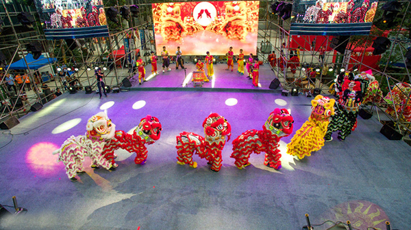 JSL茄子视频黄色片音响助阵杨箕村大摆千桌酒席贺回迁