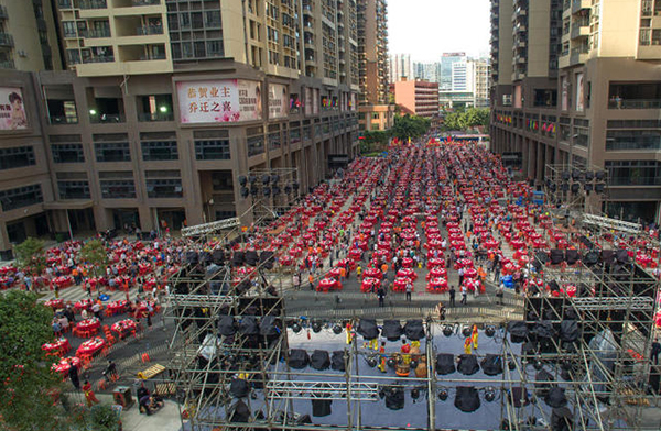 JSL茄子视频黄色片音响助阵杨箕村大摆千桌酒席贺回迁