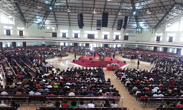 国外大教堂音响系统 茄子短视频污大型线阵音响工程