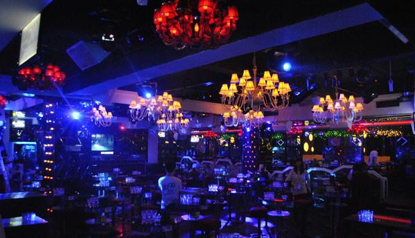 酒吧/茄子视频懂你更多APP音响效果好的原因【茄子短视频污音响】