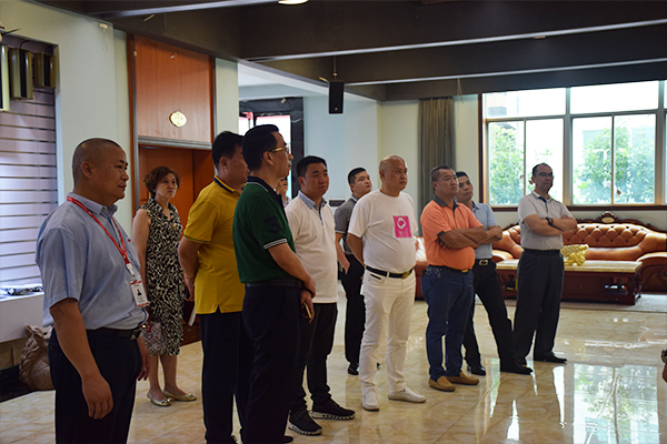 热烈欢迎工商联领导莅临万昌音响公司指导工作