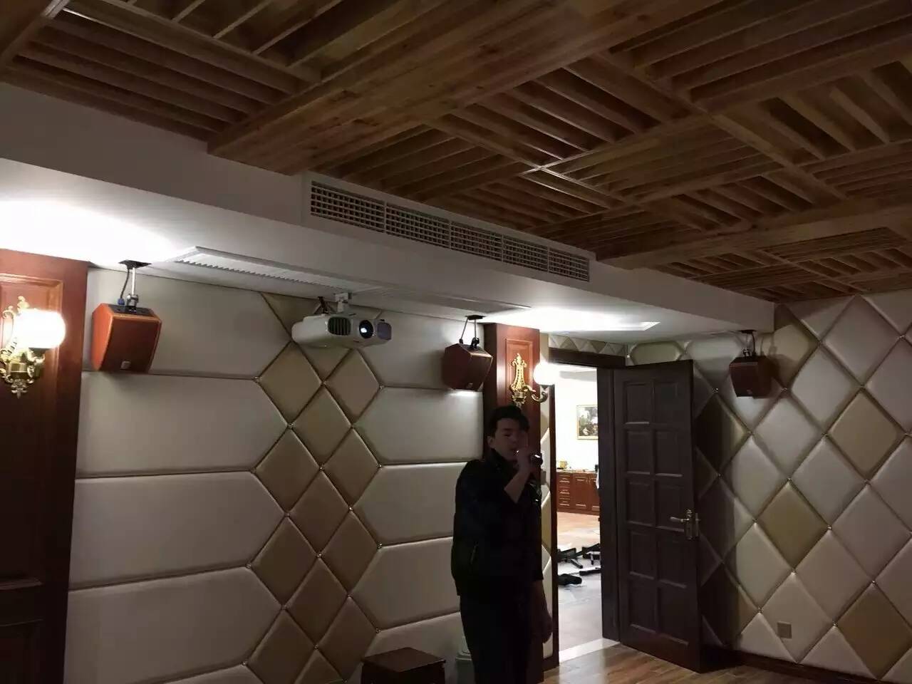 专业音响设备与电视机的连接方式【实用教程】