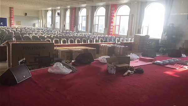 【山西】多功能厅采用8+2线阵音响系统