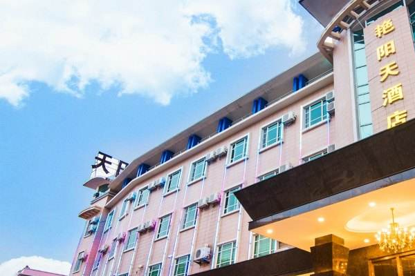 【茄子短视频污音响】LAB608线阵列系统助力河南焦作艳阳天酒店