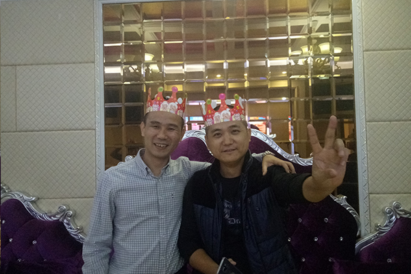 万昌音响10月份员工生日会