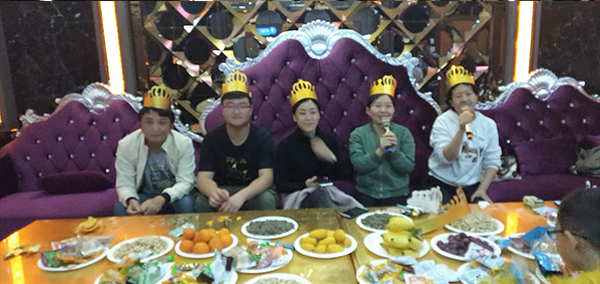 一路陪伴 你我同行——万昌音响公司4月份生日会