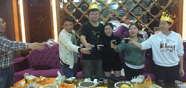 一路陪伴 你我同行——万昌音响公司4月份生日会