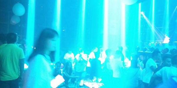 临沧金夜酒吧采用专业音响系统【广州万昌企业】