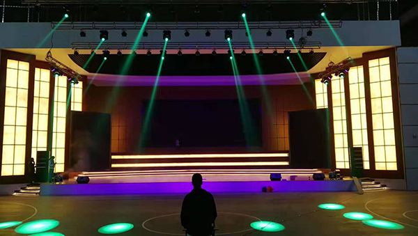 【JSL茄子短视频污案例】四川工商职业技术学院多功能厅