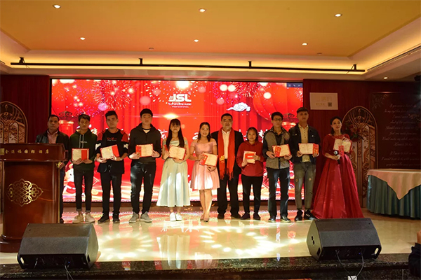 携手奋进15载 2020舞动新梦想 万昌音响联欢晚会圆满落幕