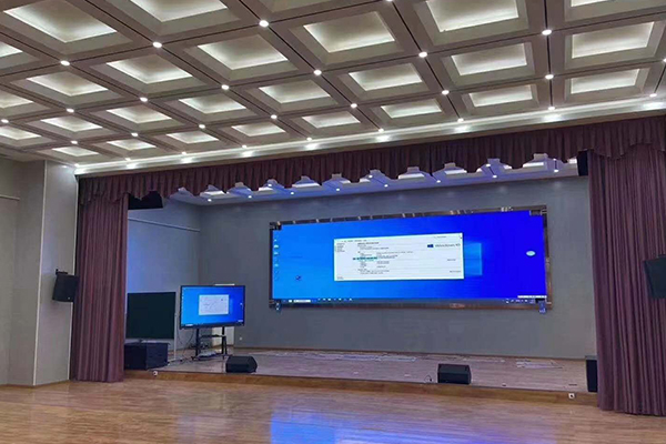 四川阿坝州汶川县第五中学打造报告厅扩声系统