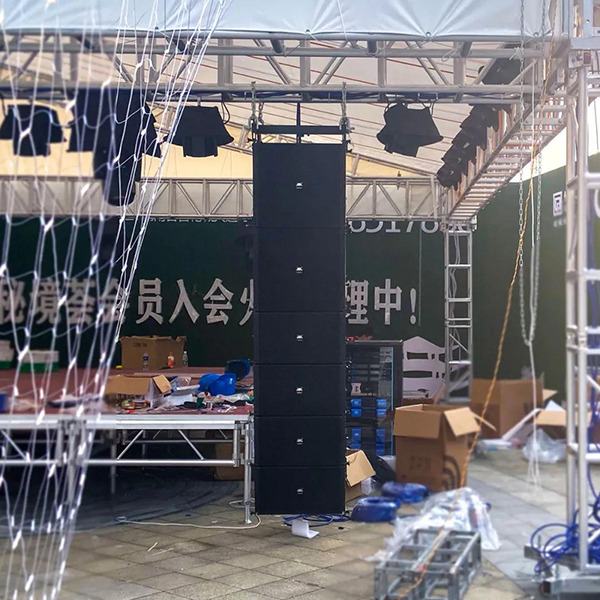 【茄子短视频污音响】JSL为湘西秘境小镇首届跳花节提供茄子视频黄色片演出设备