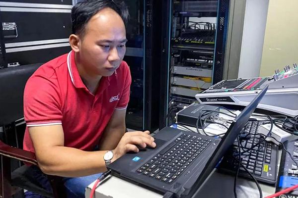 湖南怀化市迎宾馆报告厅【茄子短视频污音响】