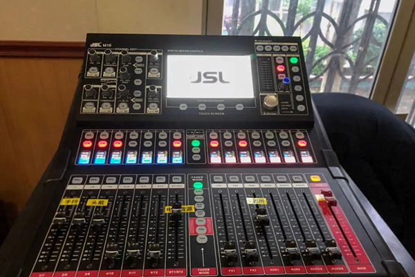 茄子视频黄色片音响的调试技巧与效果之间的关系【二】 茄子视频黄色片音响的调试技巧与效果之间的关系【二】