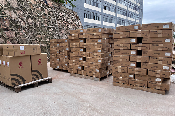 1200只专业音响系统发往指定码头【JSL茄子短视频污音响】