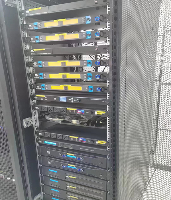 重庆某小学报告厅选用JSL茄子短视频污音响