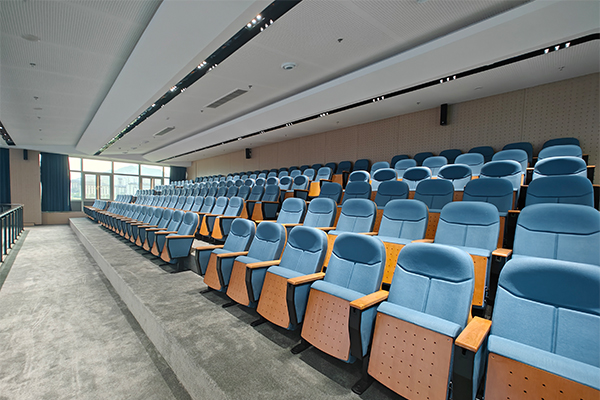 茄子短视频污音响助阵某高校教师活动中心