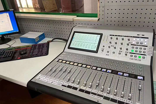 音响调音台的作用是什么
