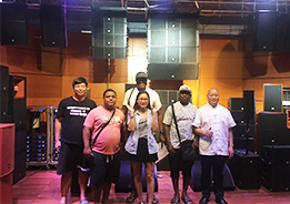 非洲客户来访茄子短视频污音响厂家 并采购线阵音响